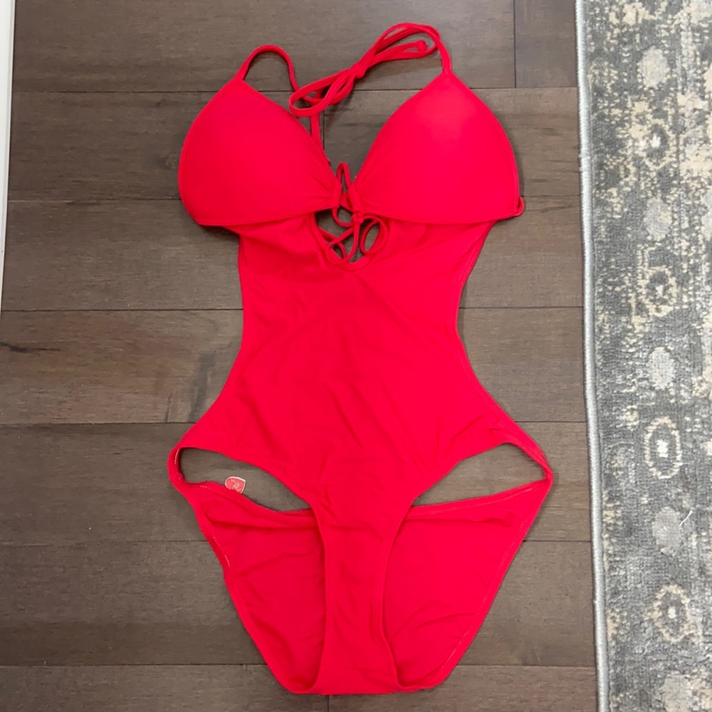 Body Glove one piece bikini - NEVER WORN